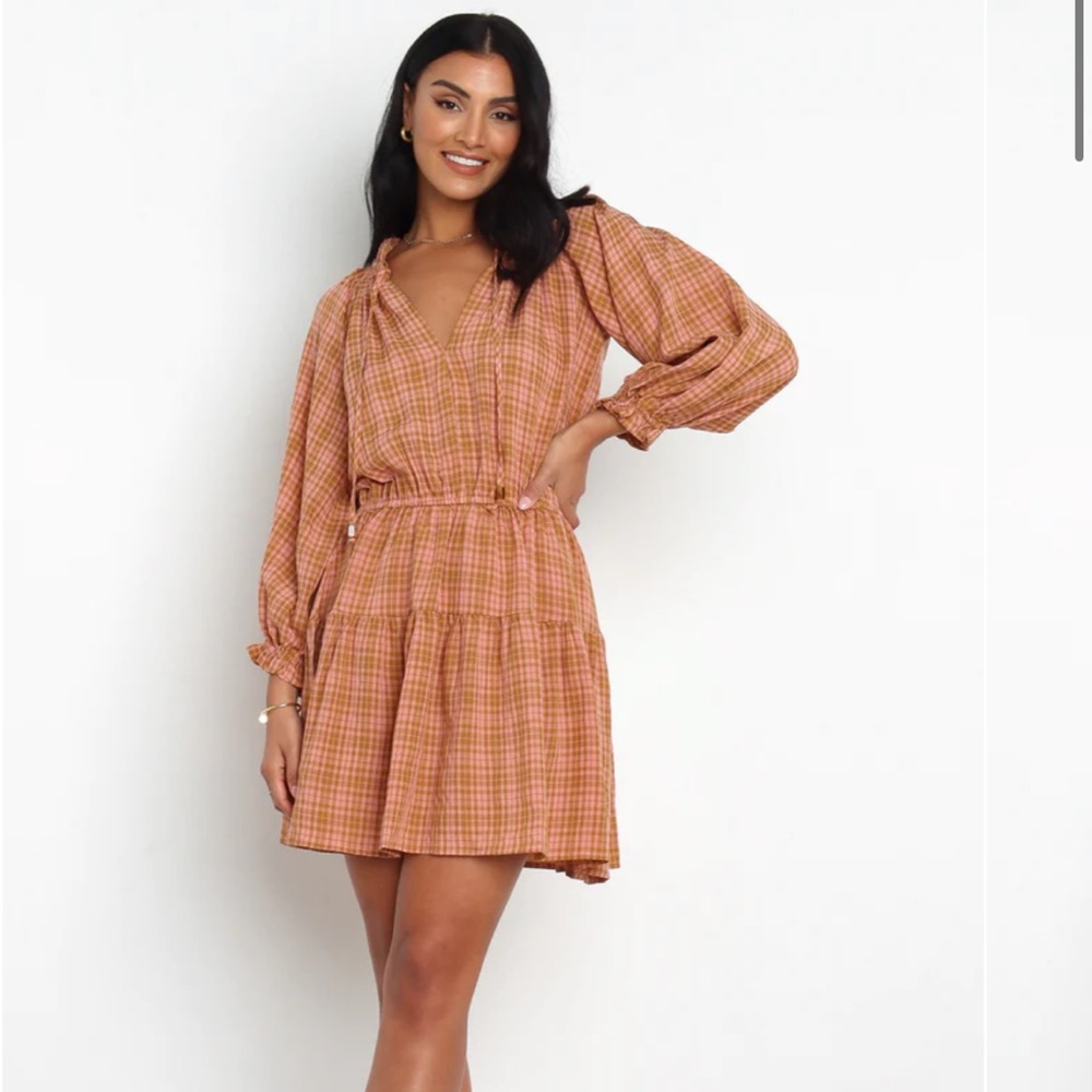 Petal & Pup “Sorah” plaid long-sleeved dress with cinched waist